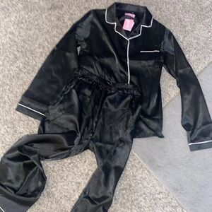 Black Silk Pajama Set, Size 1X